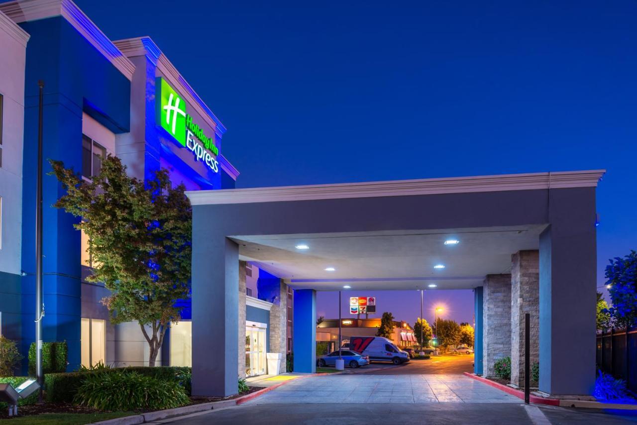 Holiday Inn Express Stockton Southeast, An Ihg Hotel Exterior photo